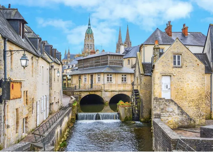 Nuit Au Soleil * Bayeux